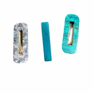 Plastic hair clip🎄